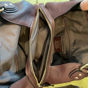 Fun hobo bag.  Beautiful and great condition.